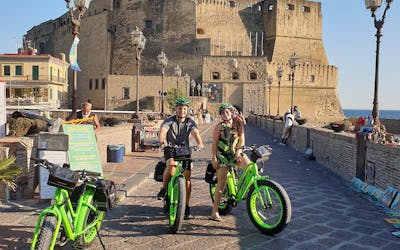 Sunset e-bike tour of Naples